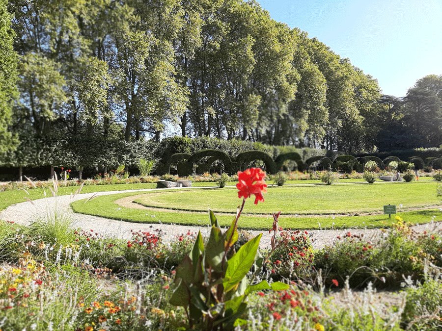 🌳 프레 피쇼 정원 (Jardin des Prés Fichaux)